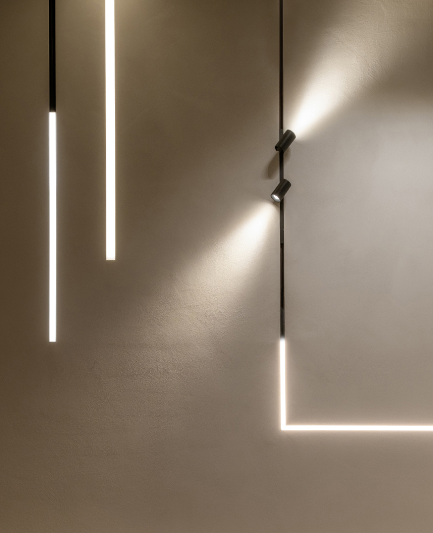 Sistema di illuminazione L-16 System Novalux Sistema di illuminazione L-16 System Novalux